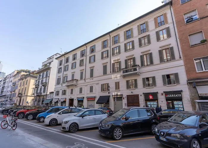 The Best Rent - Gorgeous Two-Bedroom Apartment In Porta Nuova District
